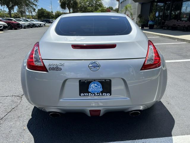 2017 nissan 370z base