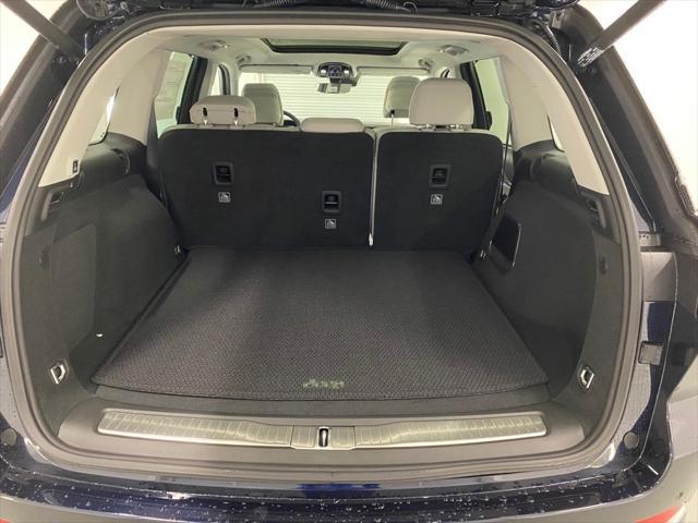 2022 jeep grand cherokee 4xe summit