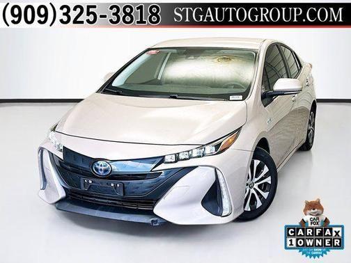 2021 toyota prius prime
