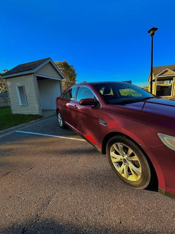 2010 ford taurus sel
