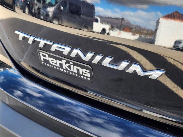 2022 ford edge titanium