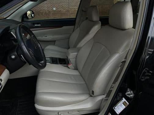 2013 subaru outback in northwoods, illinois