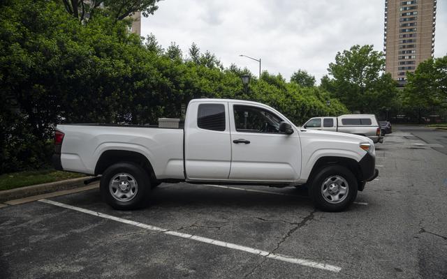 2018 toyota tacoma sr