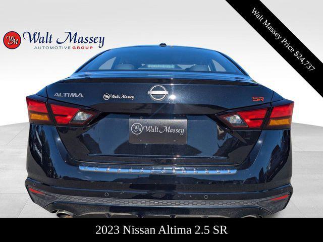 2023 nissan altima sr fwd