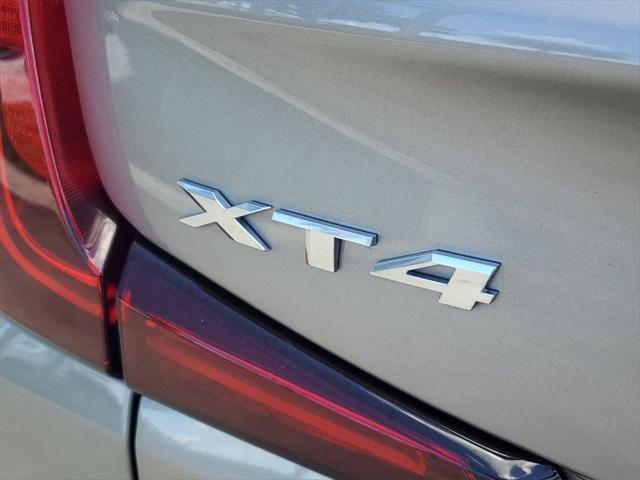 2023 cadillac xt4 luxury