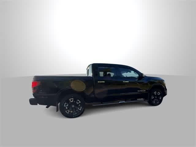 2021 nissan titan platinum reserve