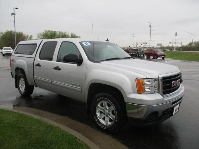 2011 gmc sierra 1500 sle 4x4 sle 4dr crew cab 5.8 ft. sb for sale in glendive, montana