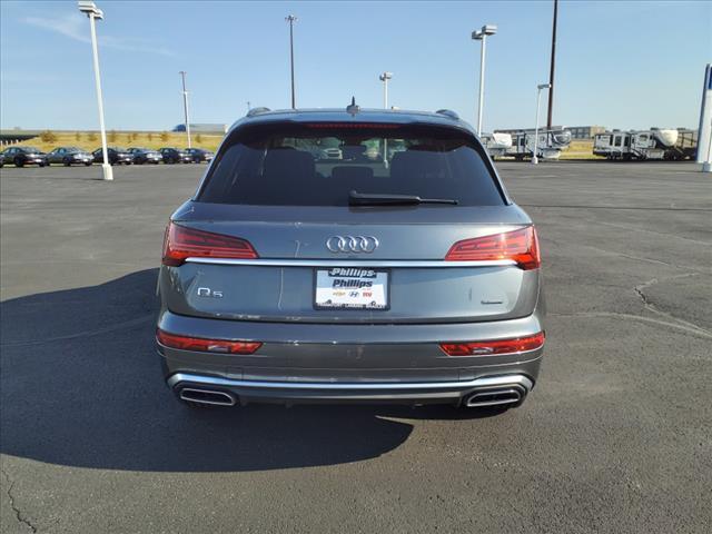 2022 audi q5 45 s line premium plus