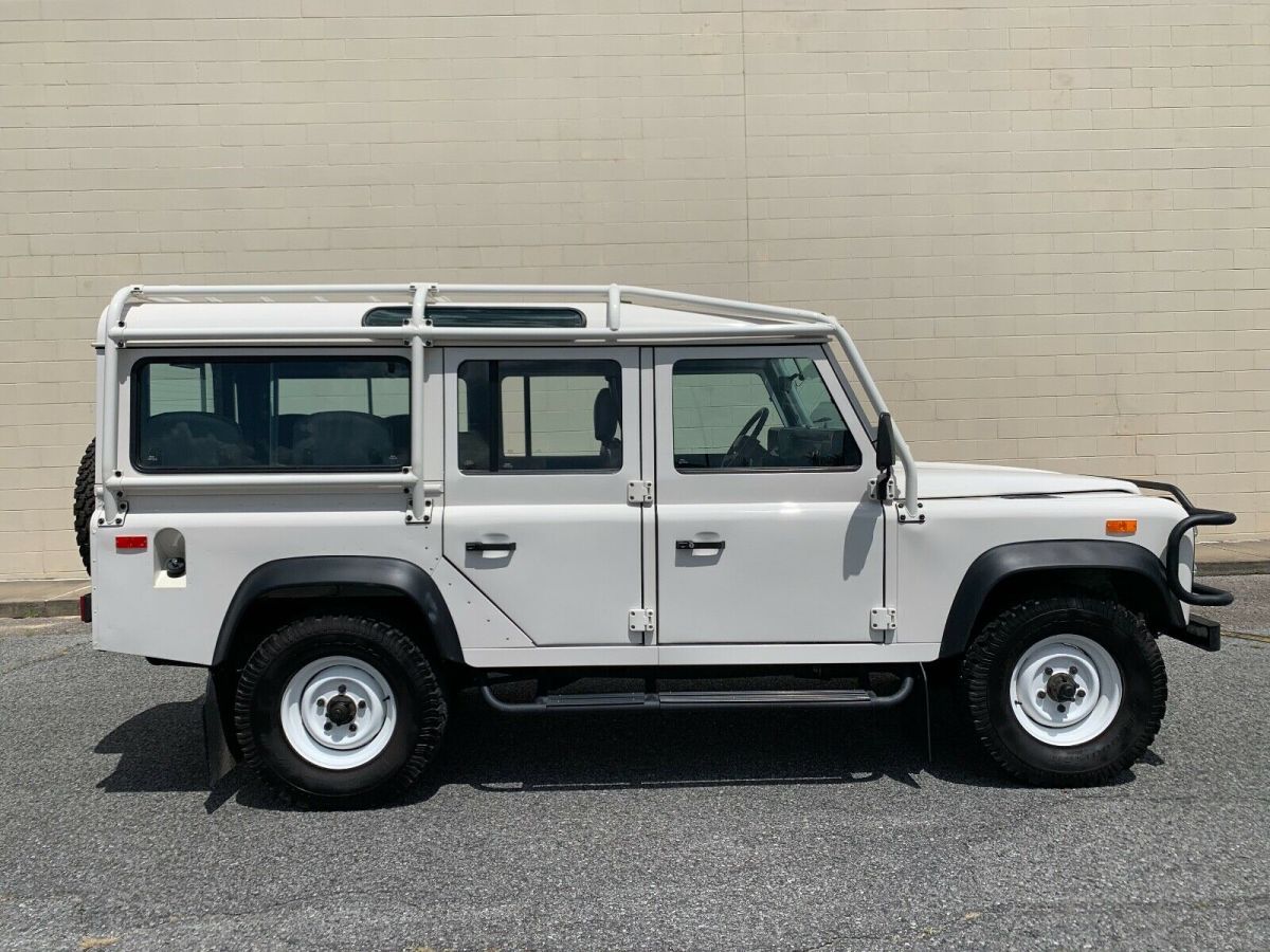 1993 land rover defender 110 nas. 1 of 500, 27k original miles. no reserve