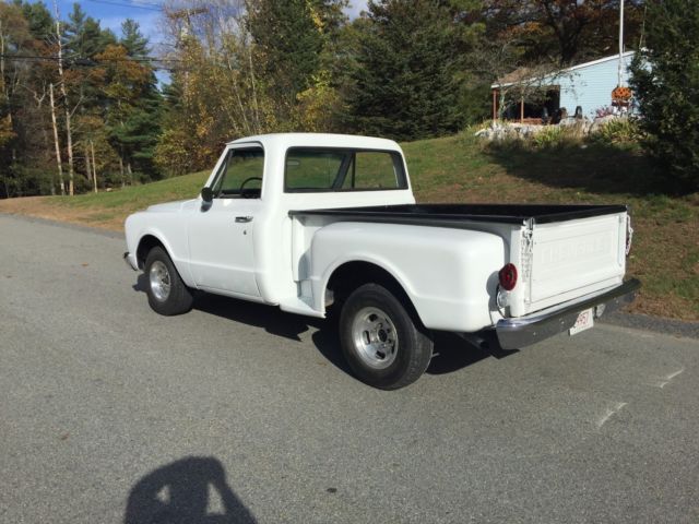 1967 chevy c10 short bed step side v8 pickup truck