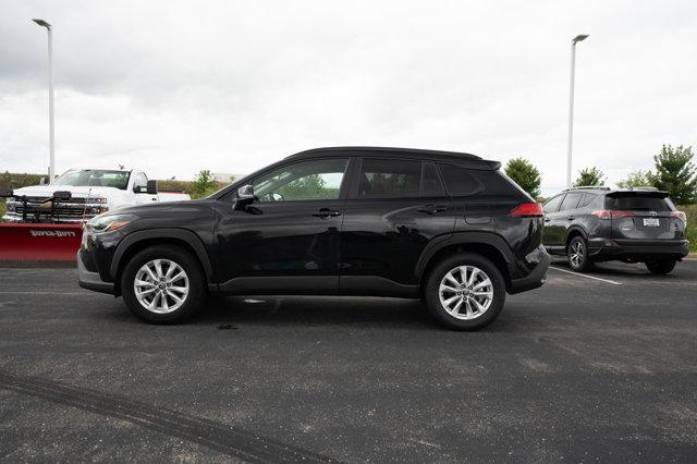 2024 toyota corolla cross le