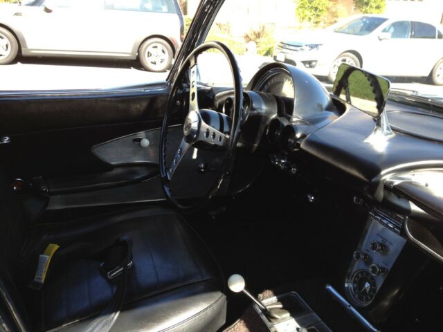 1960 corvette -- sharp looking