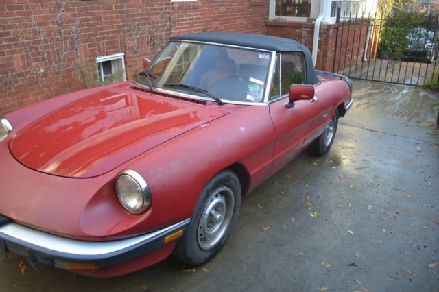 87 alfa romeo spider graduate 137k miles, runs, needs work