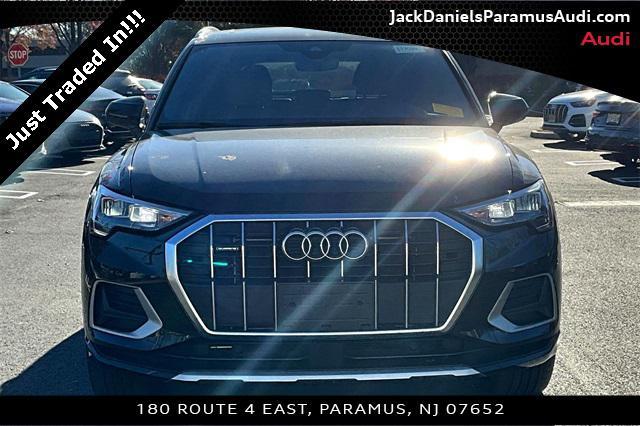 2022 audi q3 40 premium