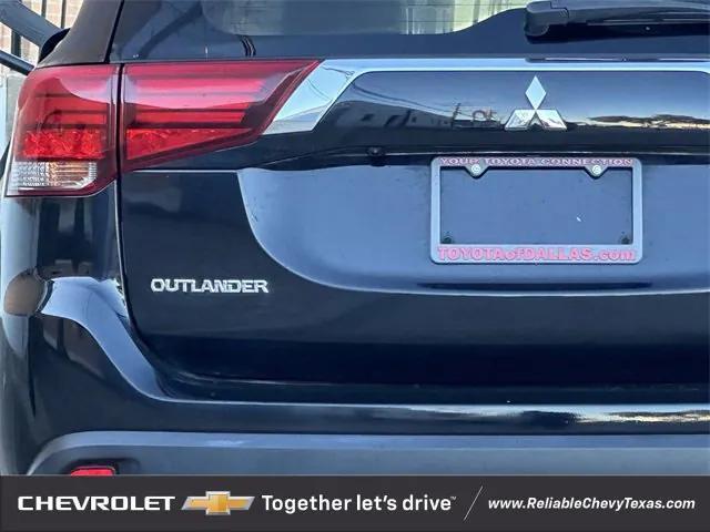 2020 mitsubishi outlander se