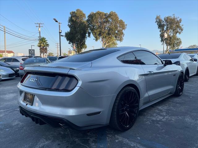 2017 ford mustang gt premium