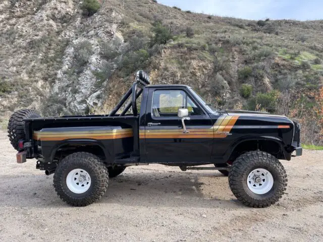 1981 ford f-150 pickup black 4wd automatic f-150 custom