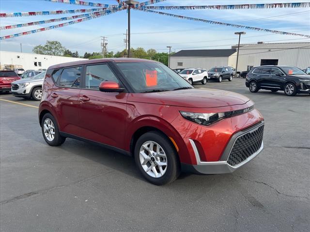2023 kia soul lx
