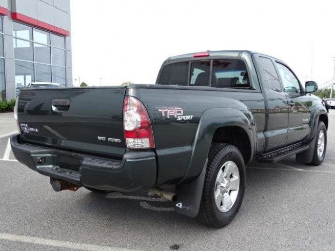 2010 toyota tacoma 4x4 access cab v6 for sale in middletown, rhode island