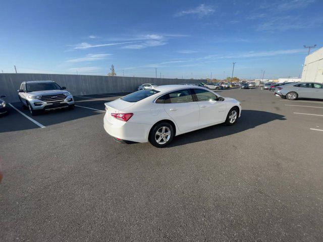 2022 chevrolet malibu fwd lt