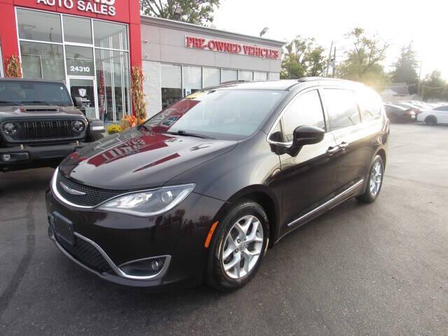 2017 chrysler pacifica touring-l