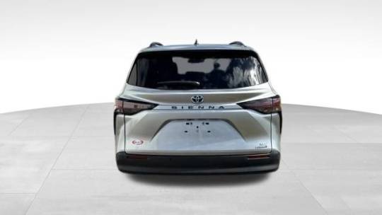 2023 toyota sienna