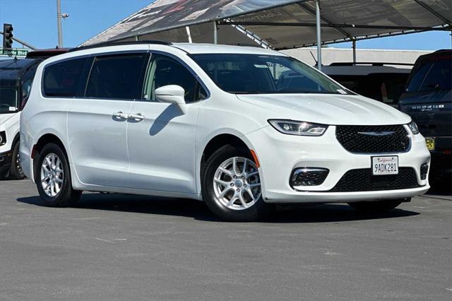 2022 chrysler pacifica touring l