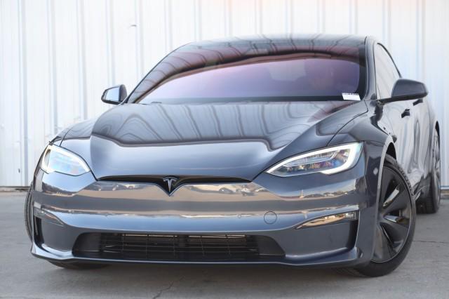 2022 tesla model s dual motor all-wheel drive
