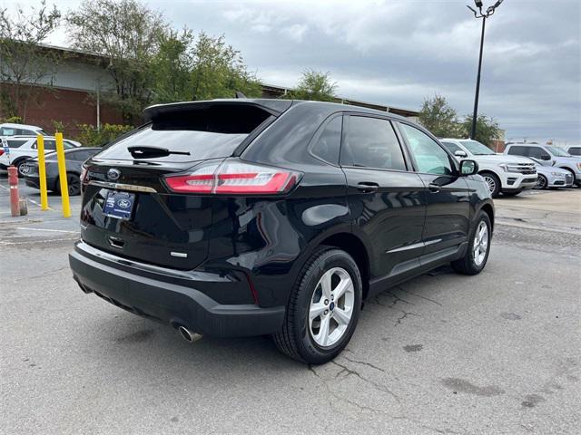 2020 ford edge se