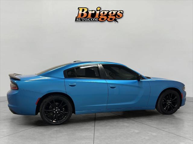 2018 dodge charger sxt
