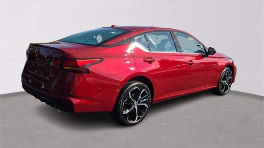 2025 Nissan Altima