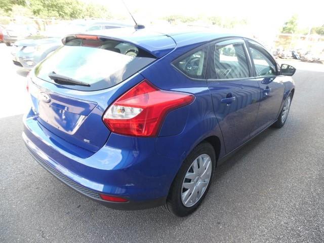 2012 ford focus se se 4dr hatchback for sale in dover, delaware
