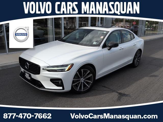 2022 volvo s60 t5 momentum