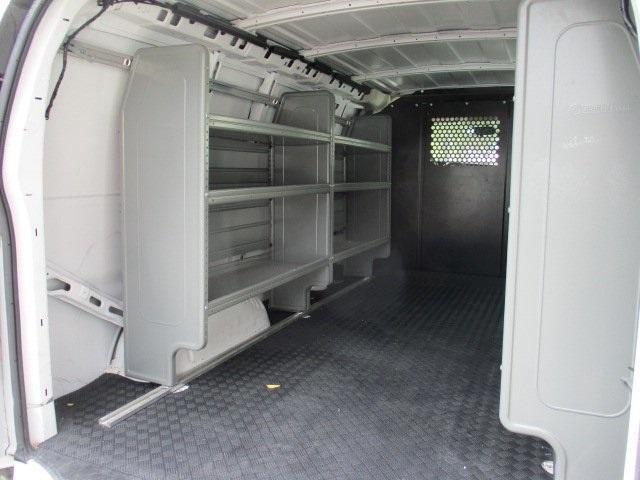 2022 gmc savana 2500 work van