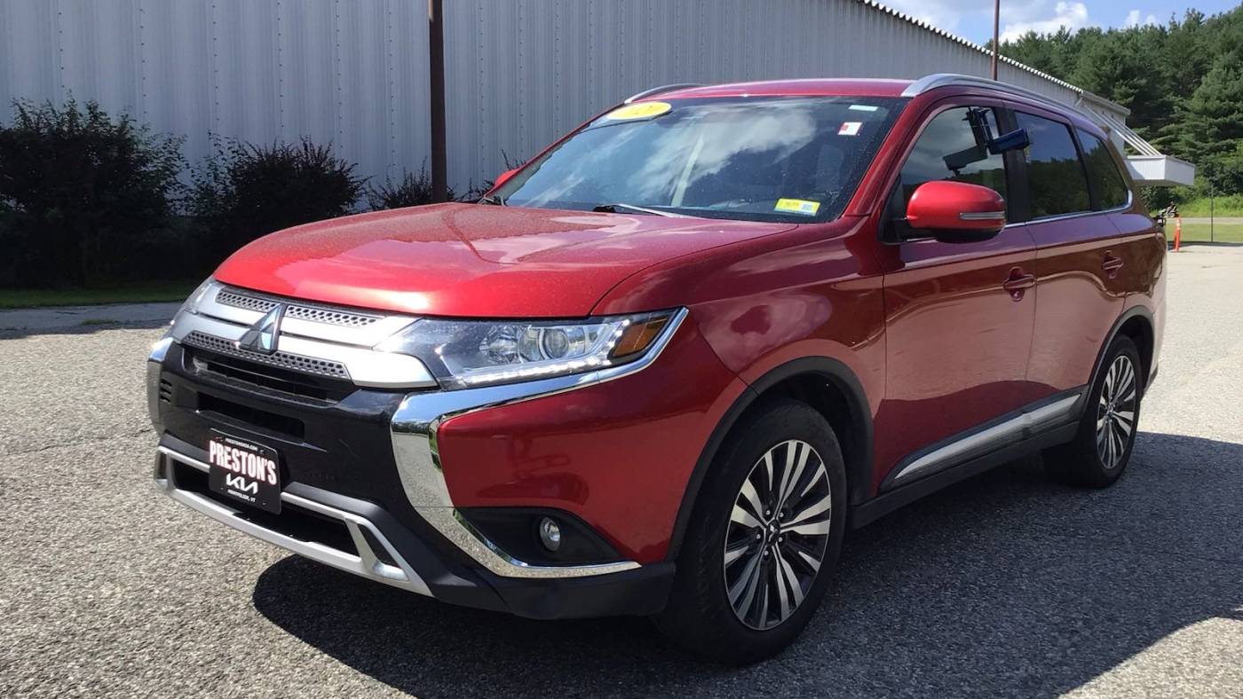 2020 mitsubishi outlander es