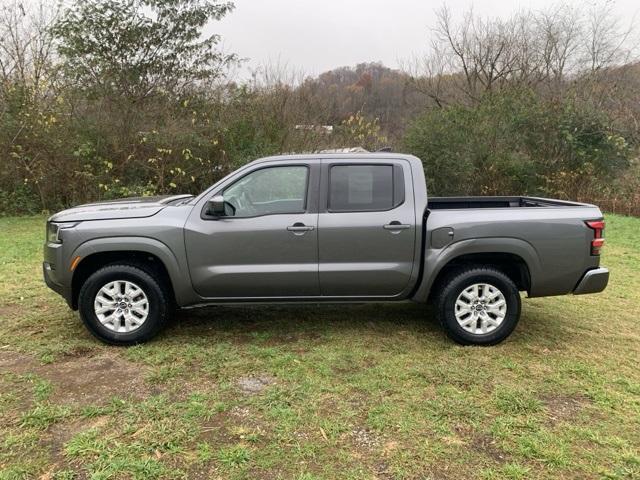 2023 nissan frontier sv