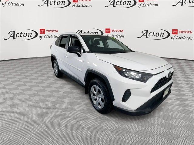 2022 toyota rav4 le