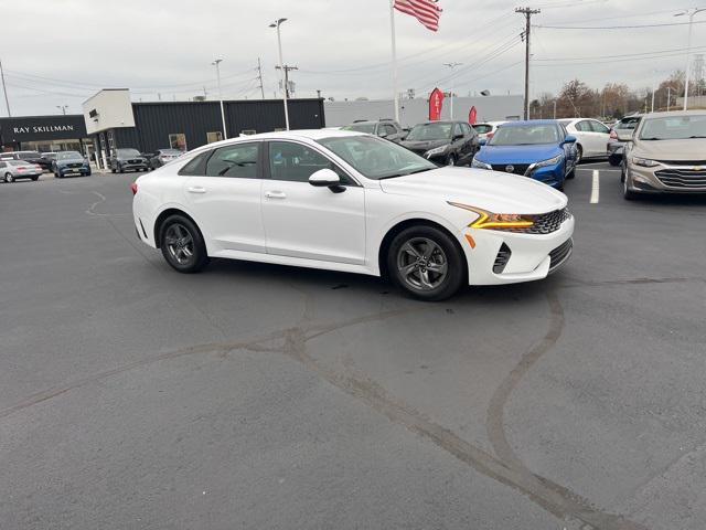 2022 kia k5 lxs