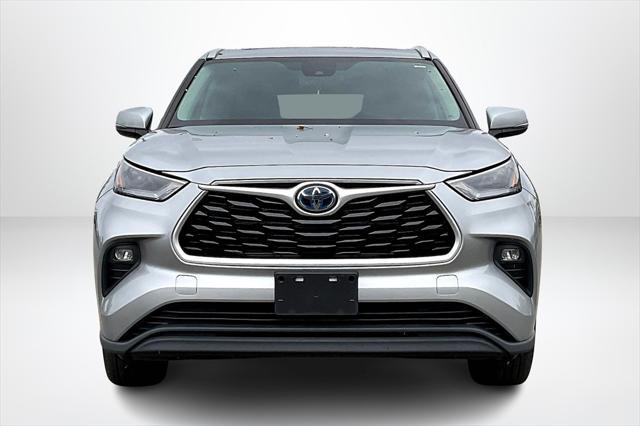 2022 toyota highlander hybrid xle