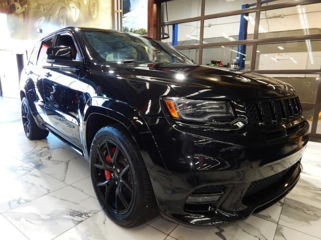 2020 jeep grand cherokee srt