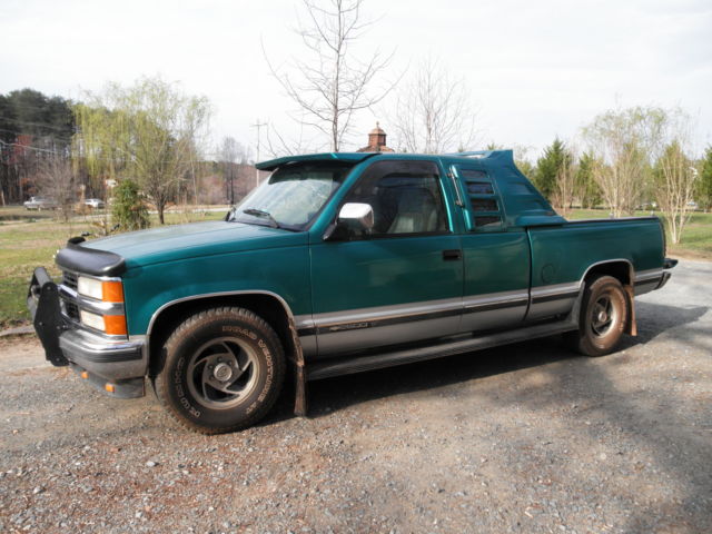 1994 chevrolet silverado with full lund trim package