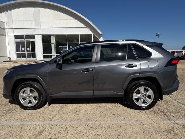2021 toyota rav4 xle
