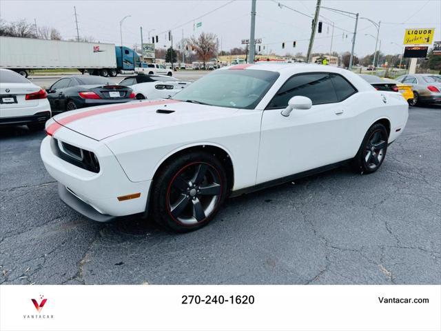 2014 dodge challenger sxt