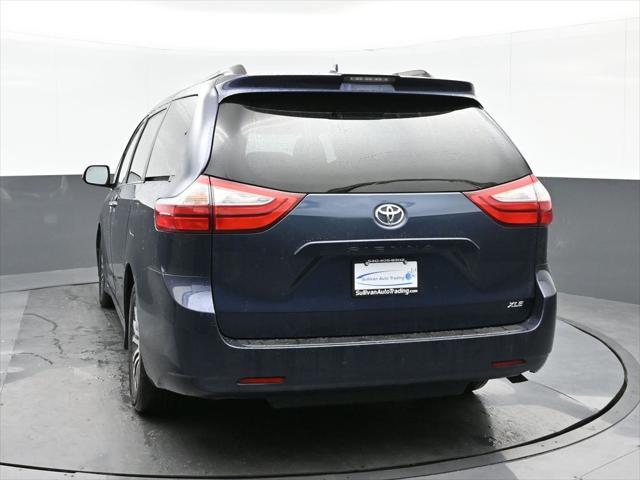 2019 toyota sienna xle premium