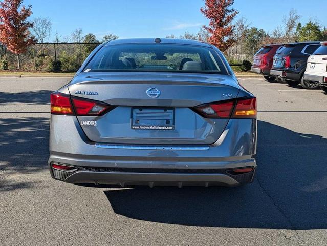 2022 nissan altima 2.5 sv