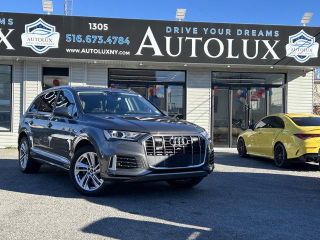2022 audi q7 55 premium plus