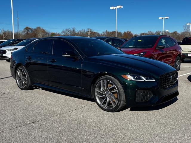 2024 jaguar xf p300 r-dynamic se