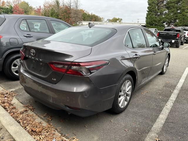 2023 toyota camry le