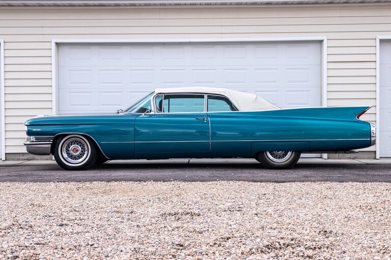 cadillac series 62