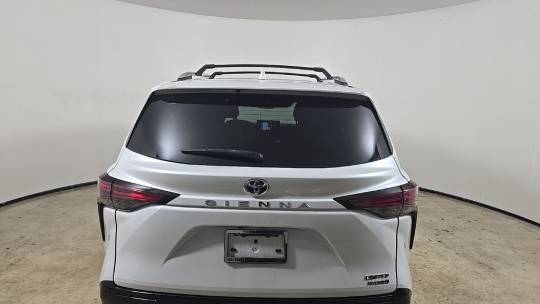 2022 Toyota Sienna